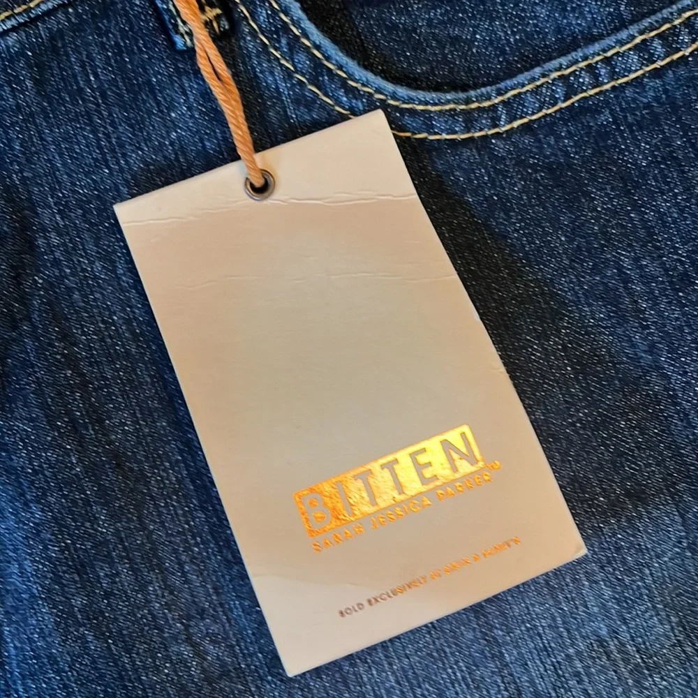 Bitten by Sarah Jessica Parker materials jeans crafted